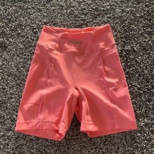GYMSHARK Whitney Simmons Peony Biker Short